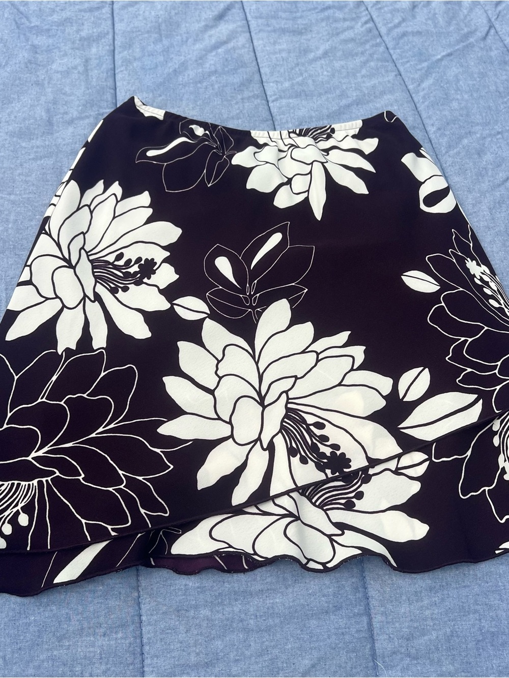 SL Fashions Deep Plum Skirt Ecru Floral Print Y2K Flutter Hem Size Petite 10